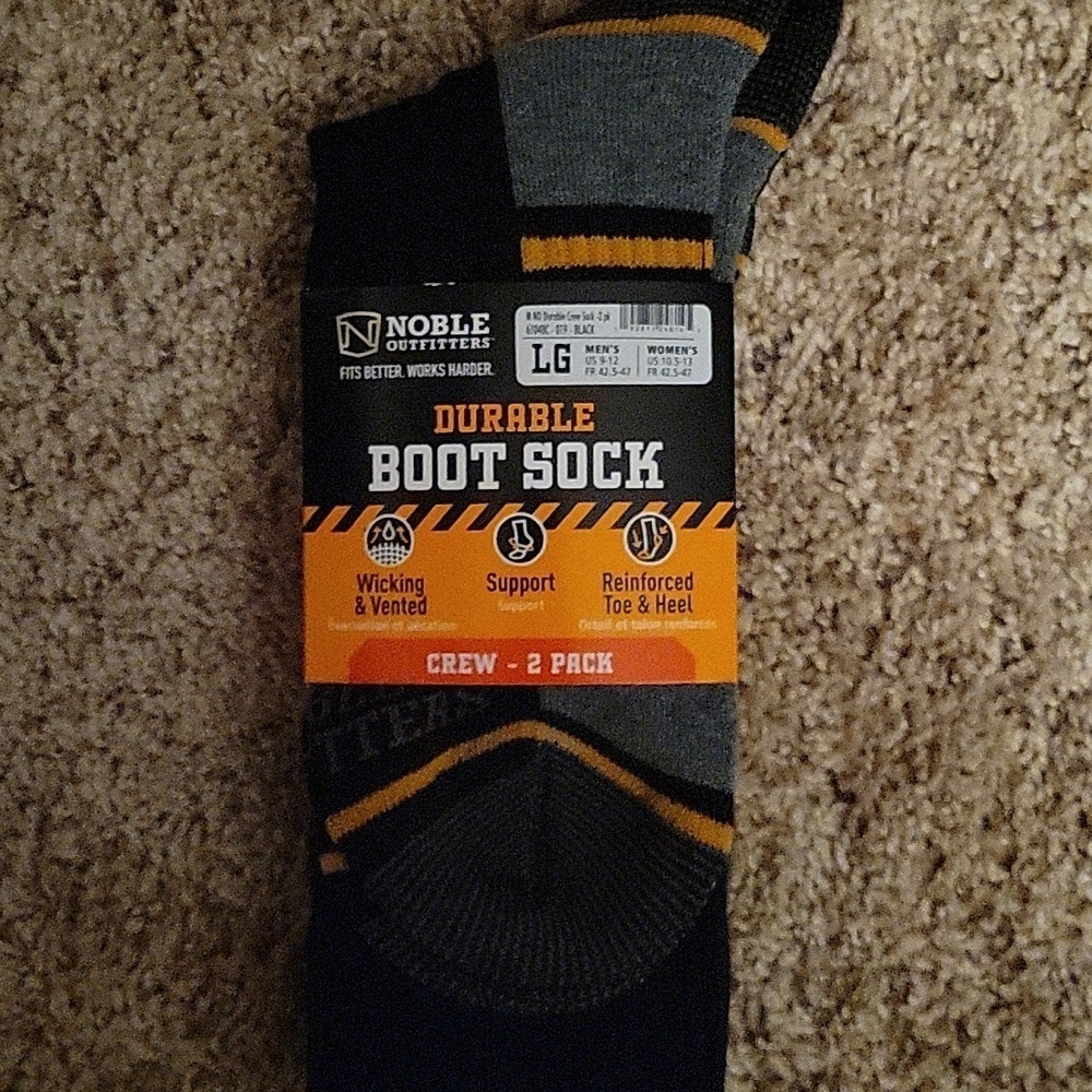 Noble Outfitters dirable boot sock, 2 pack, nwt, lg